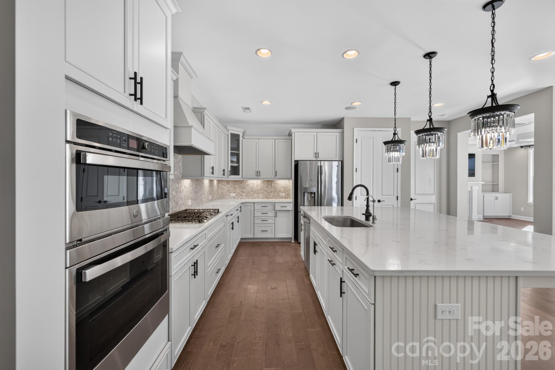 Single Family Residence at 10537 Black Locust Lane, Charlotte, photo 6 of 41