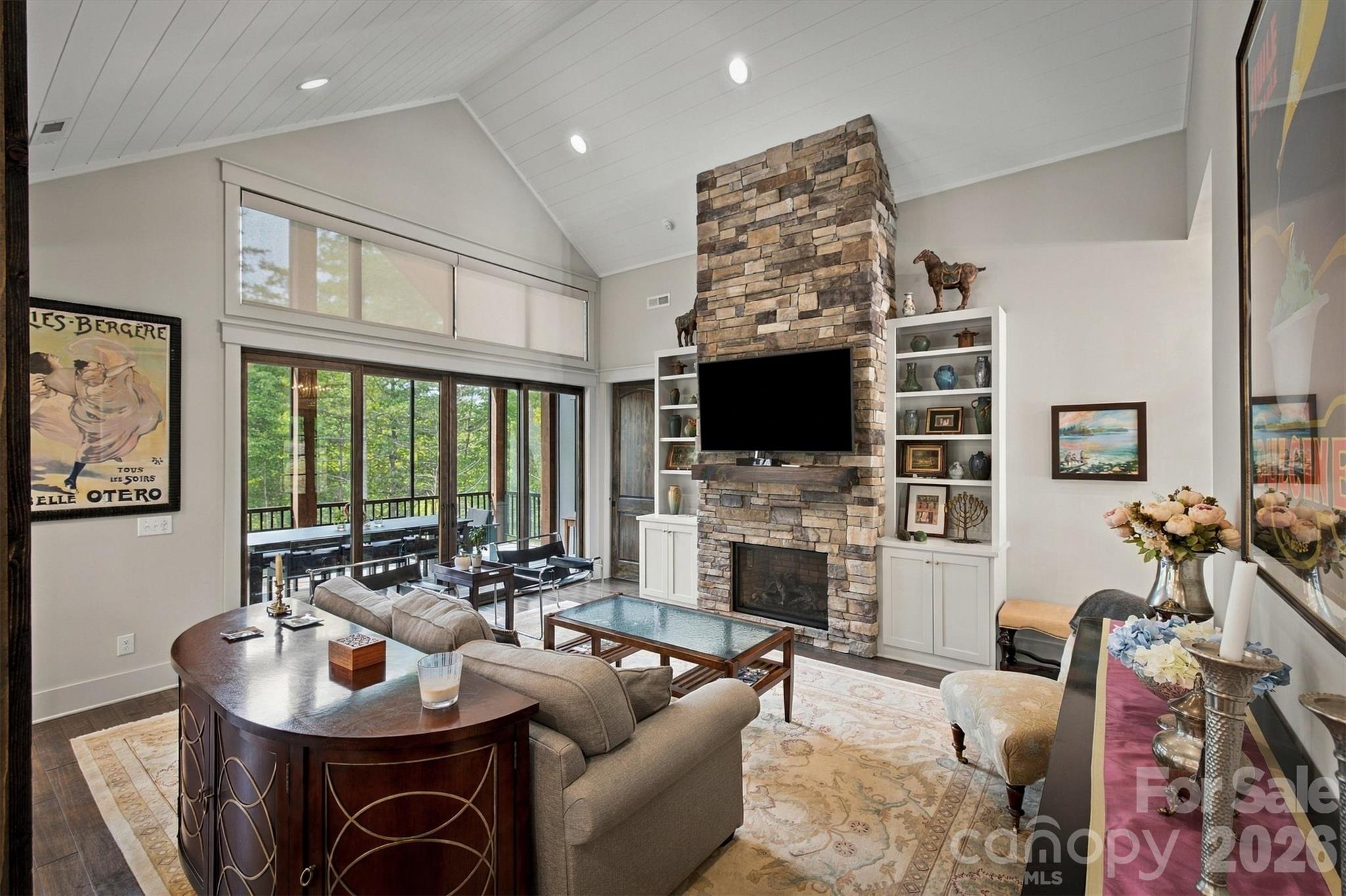 Single Family Residence at 155 Otter Waller Drive, Nebo, photo 9 of 48