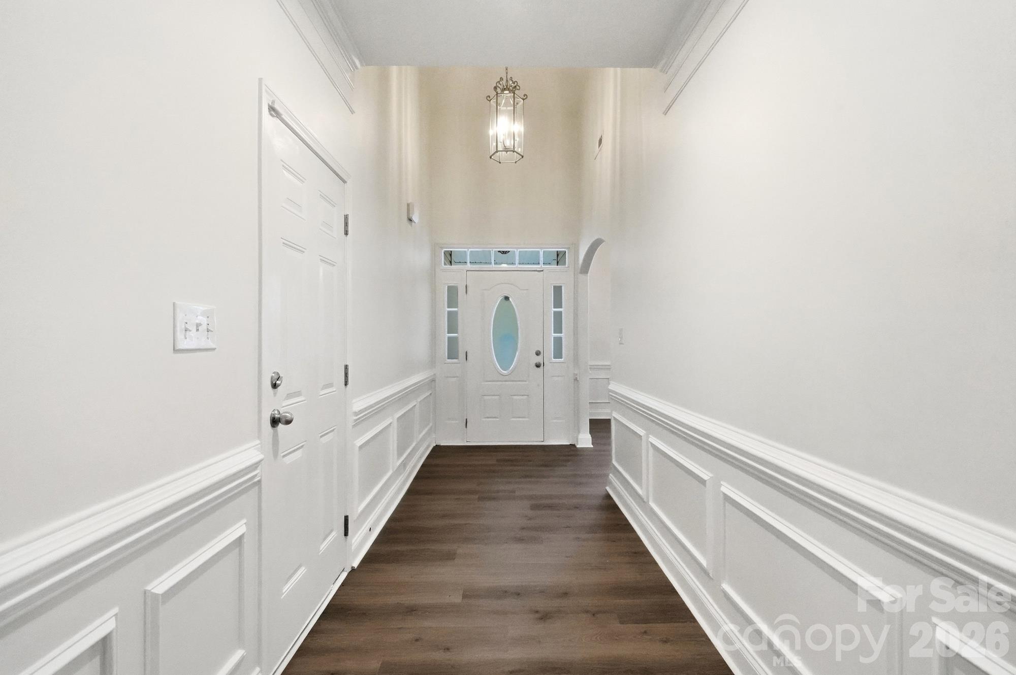 Single Family Residence at 2219 Winding River Drive, Charlotte, photo 6 of 45