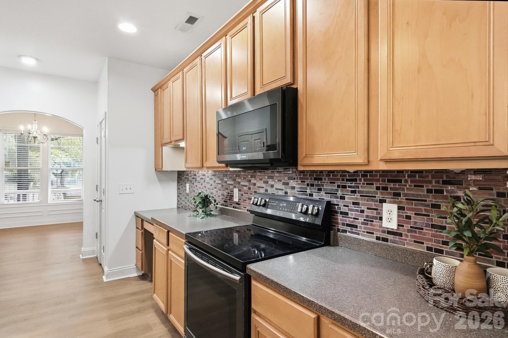 Single Family Residence at 2219 Winding River Drive, Charlotte, photo 12 of 45