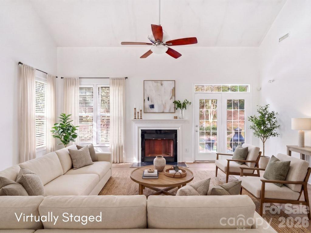 Single Family Residence at 2219 Winding River Drive, Charlotte, photo 17 of 45