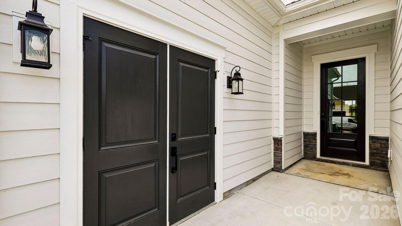 Golf Cart Garage - 303 Marina Bay Trail, Locust