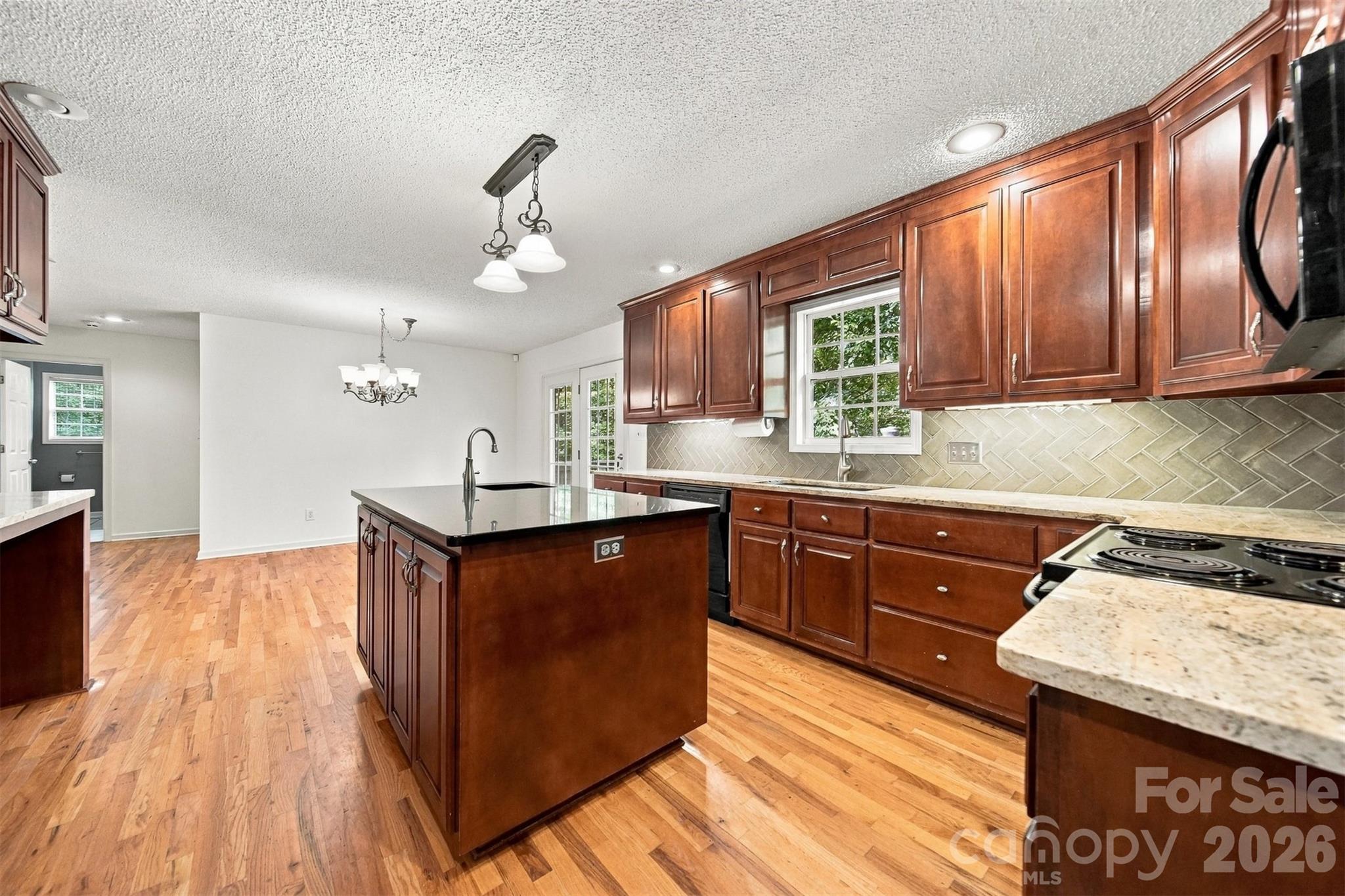 Single Family Residence at 112 Jennings Lane, Taylorsville, photo 9 of 54