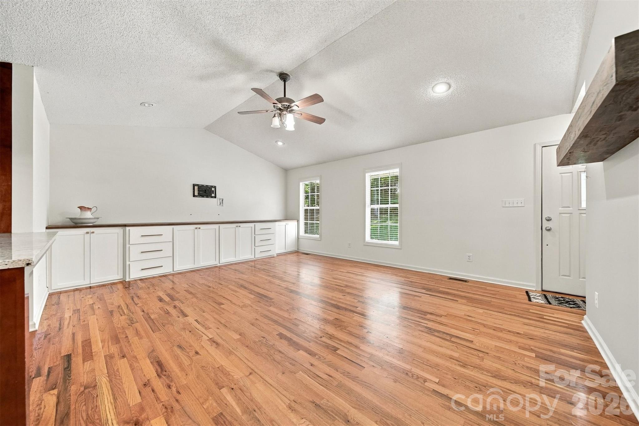 Single Family Residence at 112 Jennings Lane, Taylorsville, photo 18 of 54