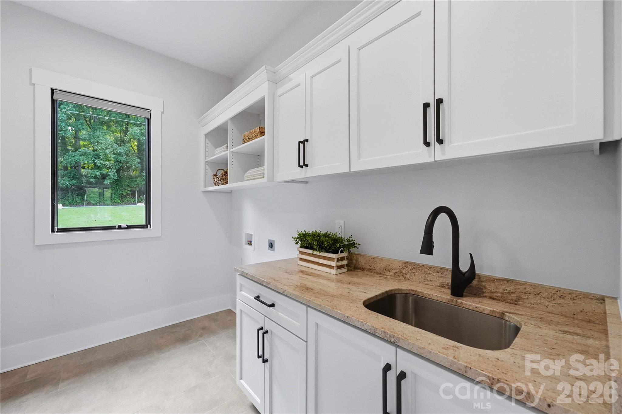 Single Family Residence at 644 Normandy Road, Mooresville, photo 15 of 48