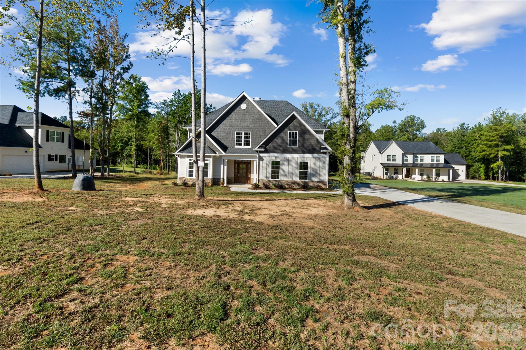 Single Family Residence at 227 Heartland Drive, Rock Hill, photo 4 of 50
