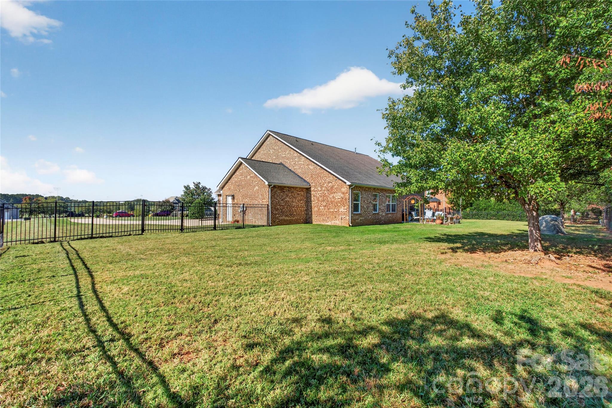 Single Family Residence at 2117 Belle Regal Circle, Rock Hill, photo 44 of 48