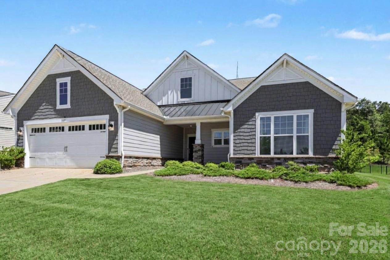 Single Family Residence at 5019 Chegall Crossing Way, Mount Holly, photo 18 of 47