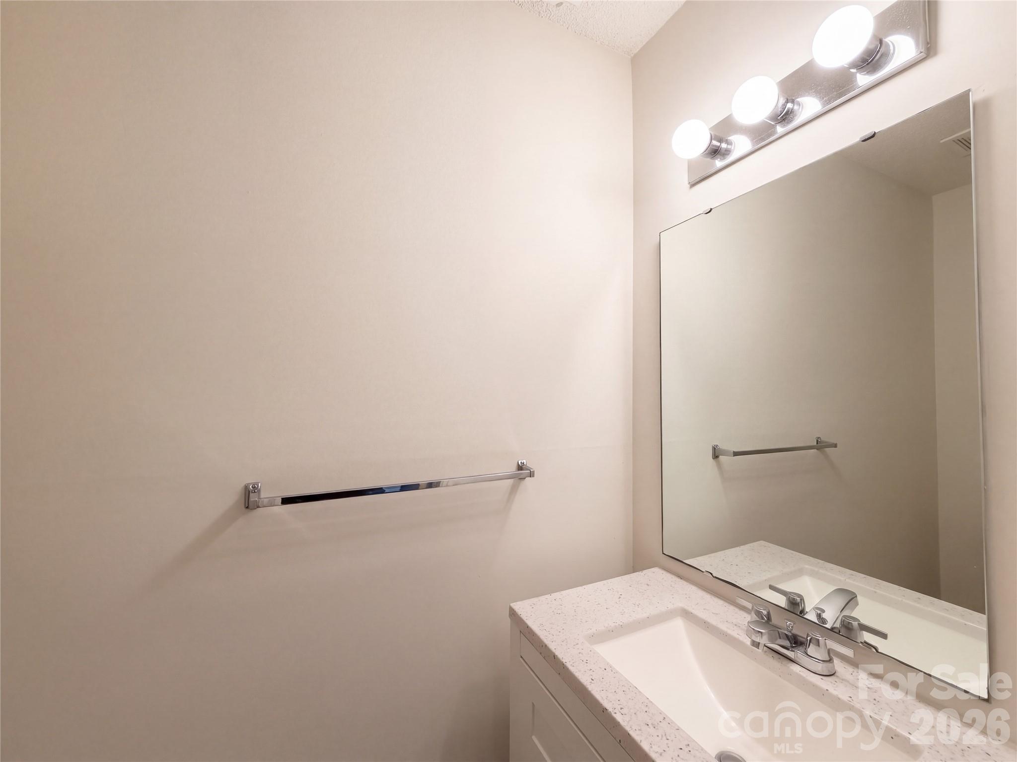 Single Family Residence at 10705 Azure Valley Place, Charlotte, photo 12 of 15