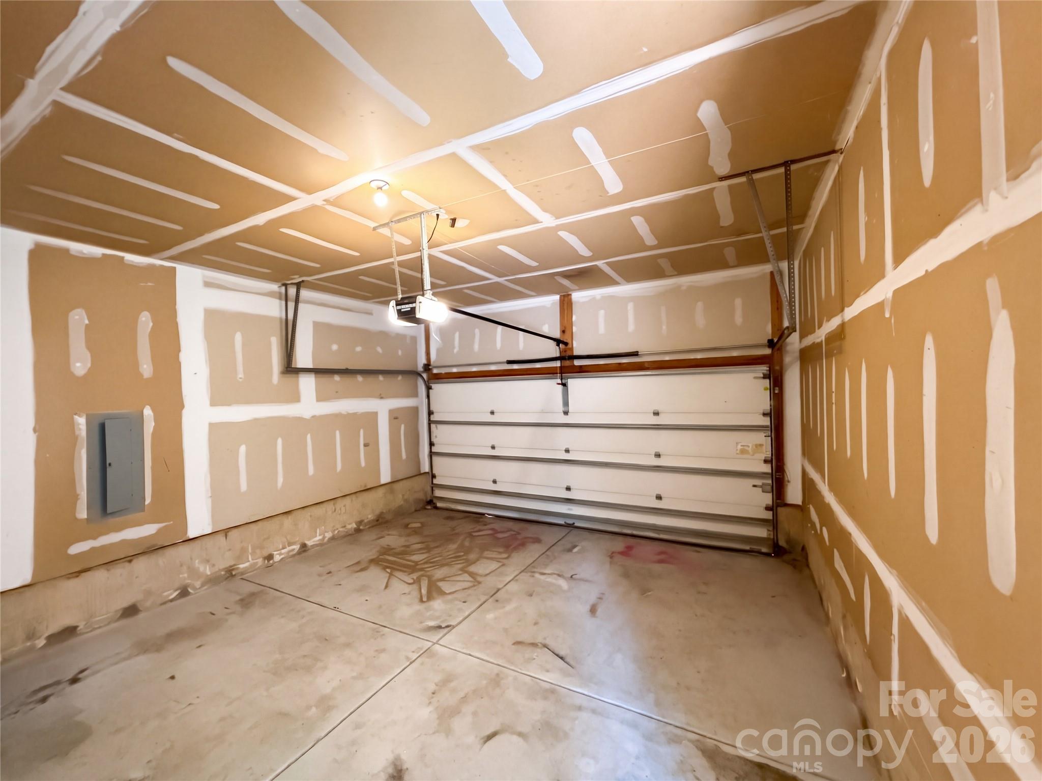 Single Family Residence at 10705 Azure Valley Place, Charlotte, photo 14 of 15