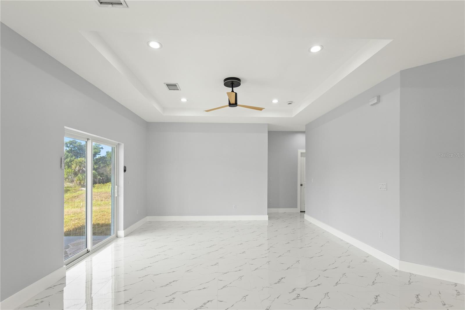 Modern ceilings Designs! - 12025 CLARENDON AVE, PORT CHARLOTTE