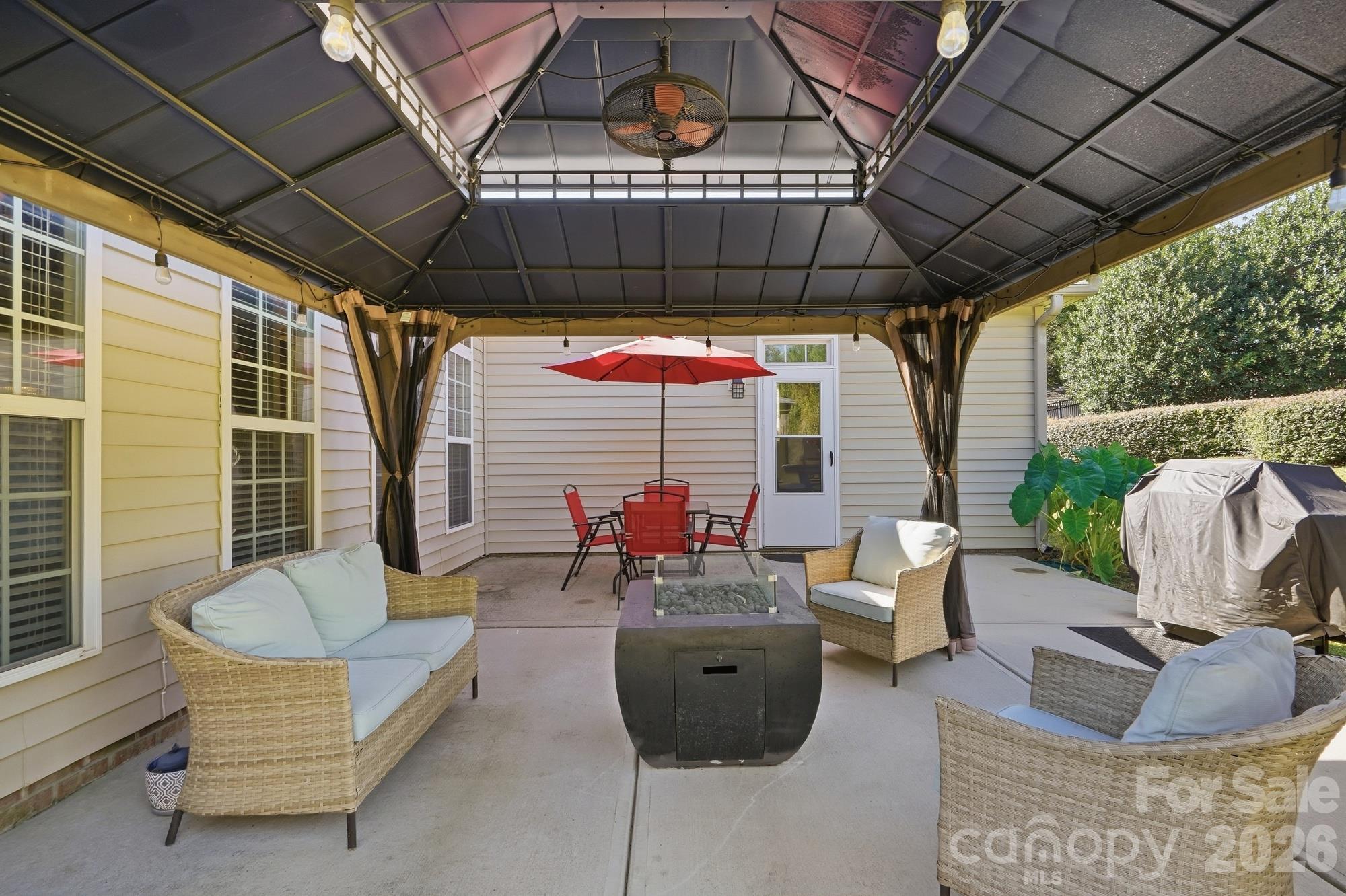 Single Family Residence at 10110 Loch Lomond Drive, Charlotte, photo 28 of 29