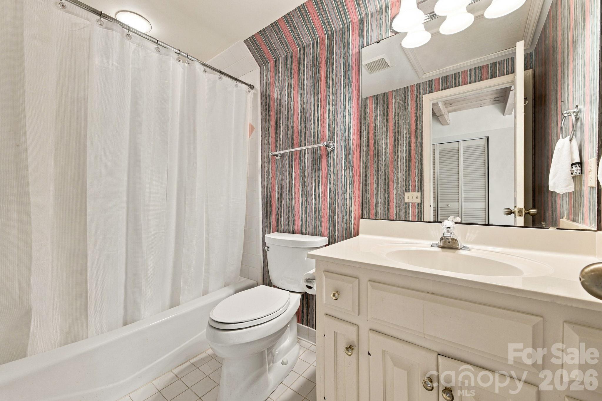 Single Family Residence at 150 Rabun Run, Columbus, photo 24 of 47