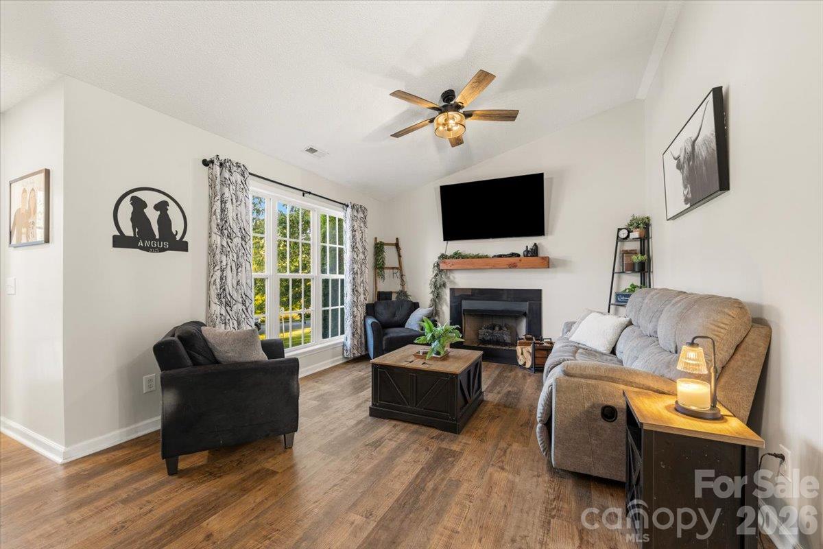 Single Family Residence at 106 S River Glen Drive, Morganton, photo 5 of 26