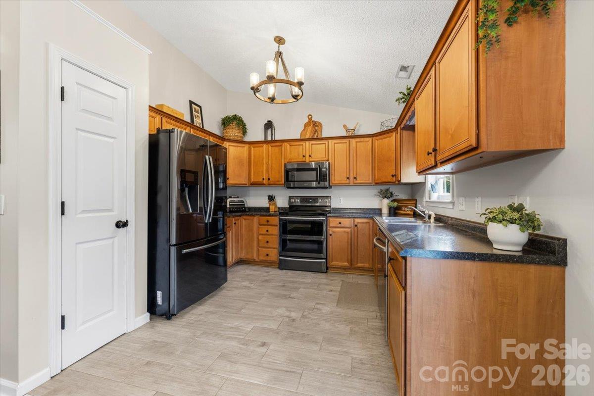 Pantry - 106 S River Glen Drive, Morganton