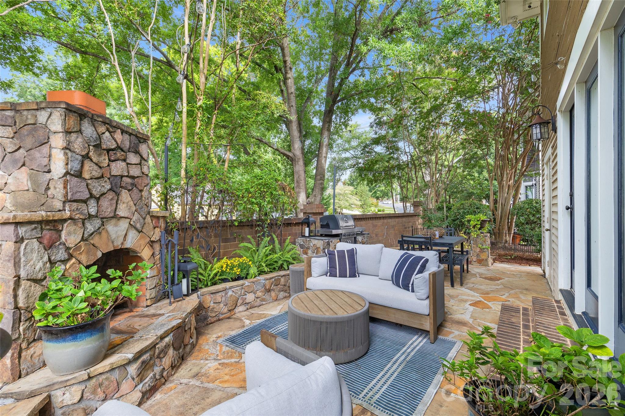 Single Family Residence at 512 Olmsted Park Place, Charlotte, photo 37 of 48