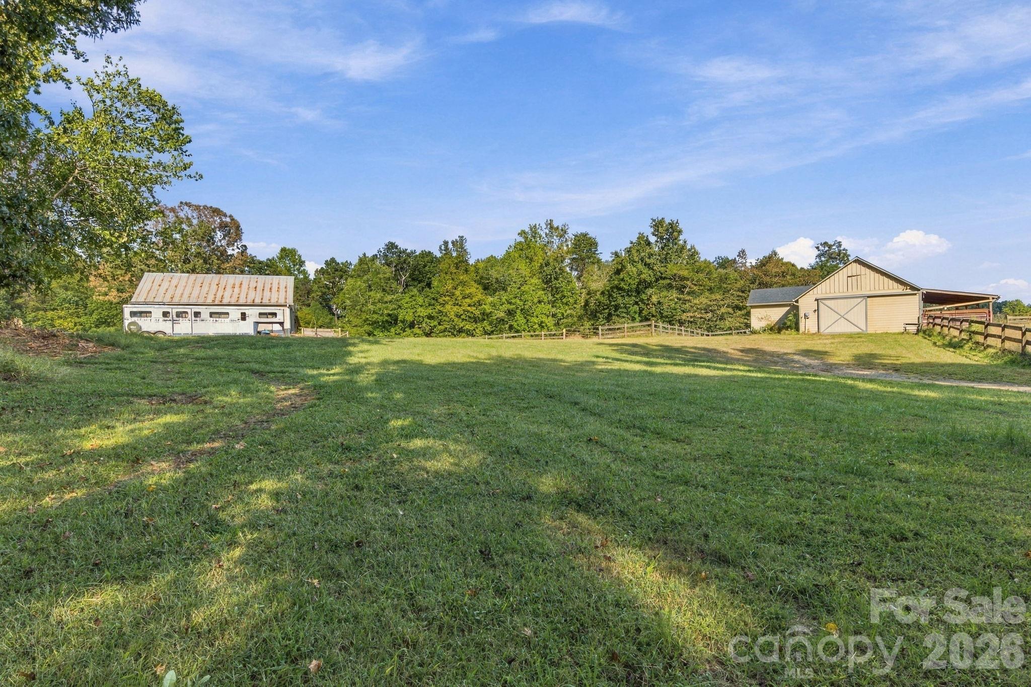 Single Family Residence at 150 Rabun Run, Columbus, photo 38 of 47