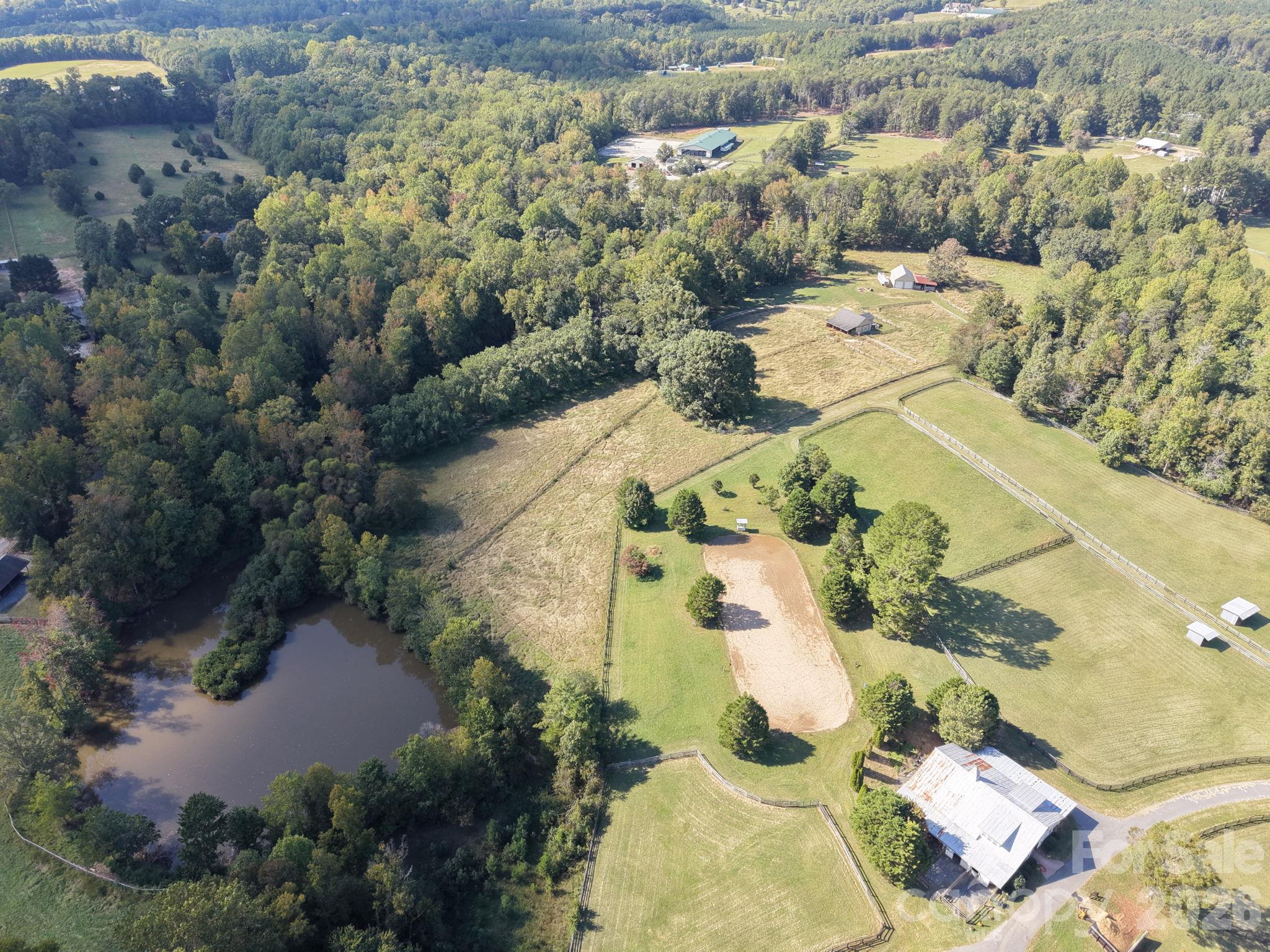 Single Family Residence at 150 Rabun Run, Columbus, photo 44 of 47