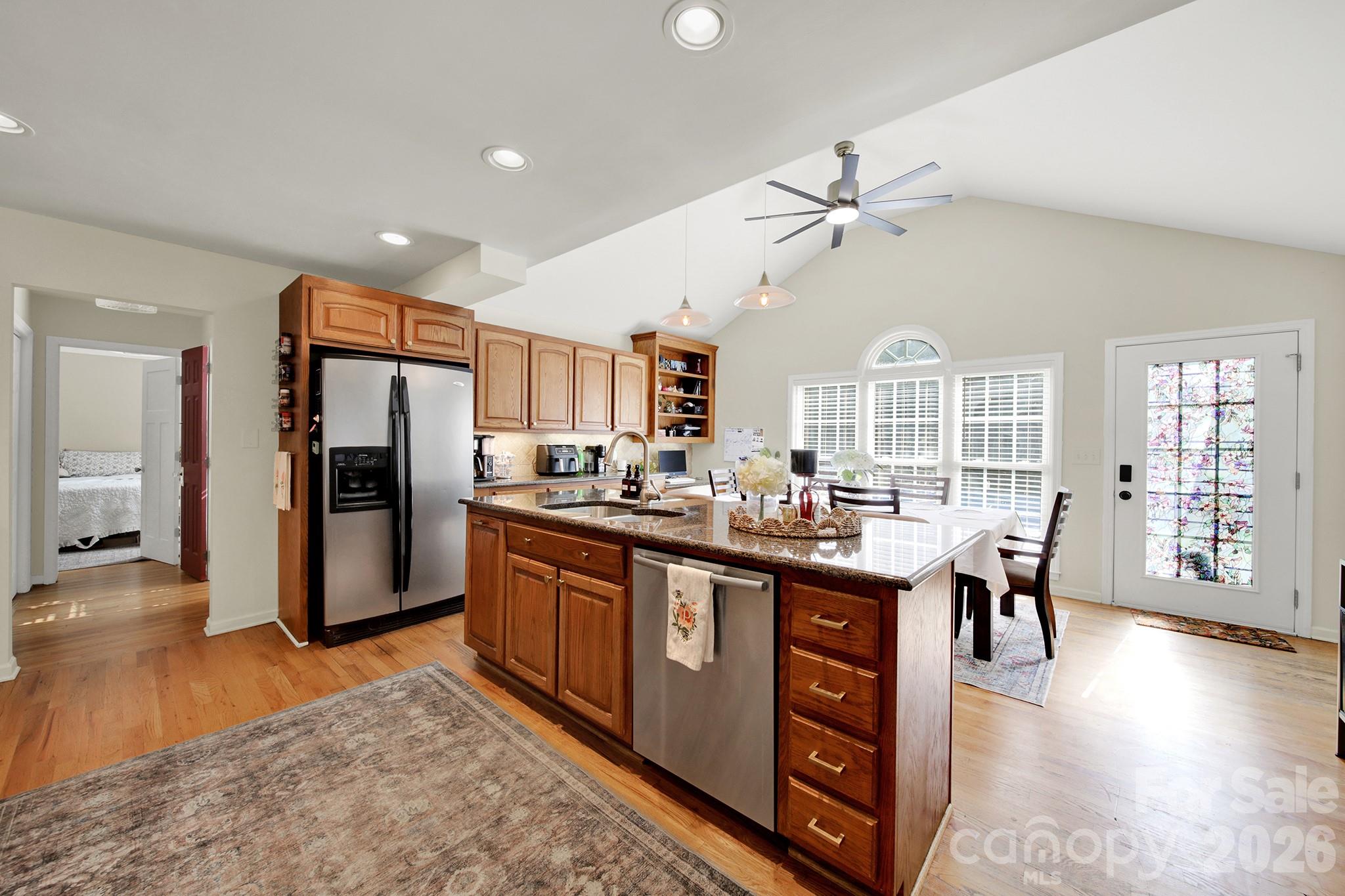 Single Family Residence at 1219 Honeybee Trail, Fort Mill, photo 10 of 37
