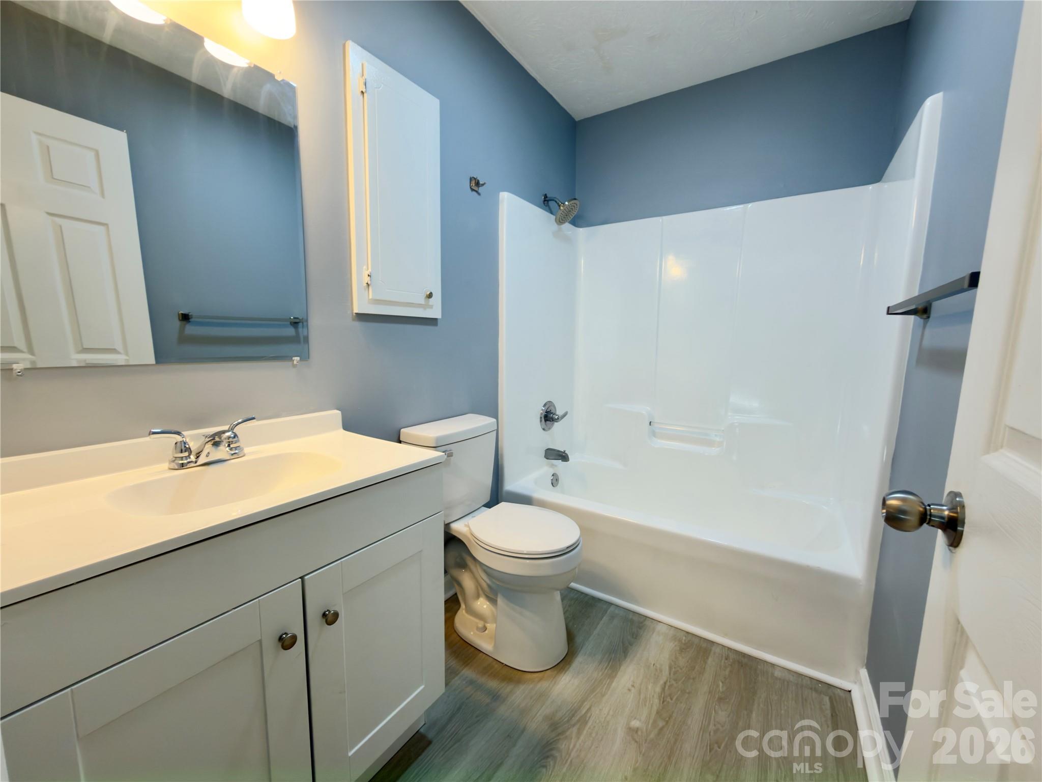 Single Family Residence at 2130 Haven Circle SW, Lenoir, photo 7 of 23