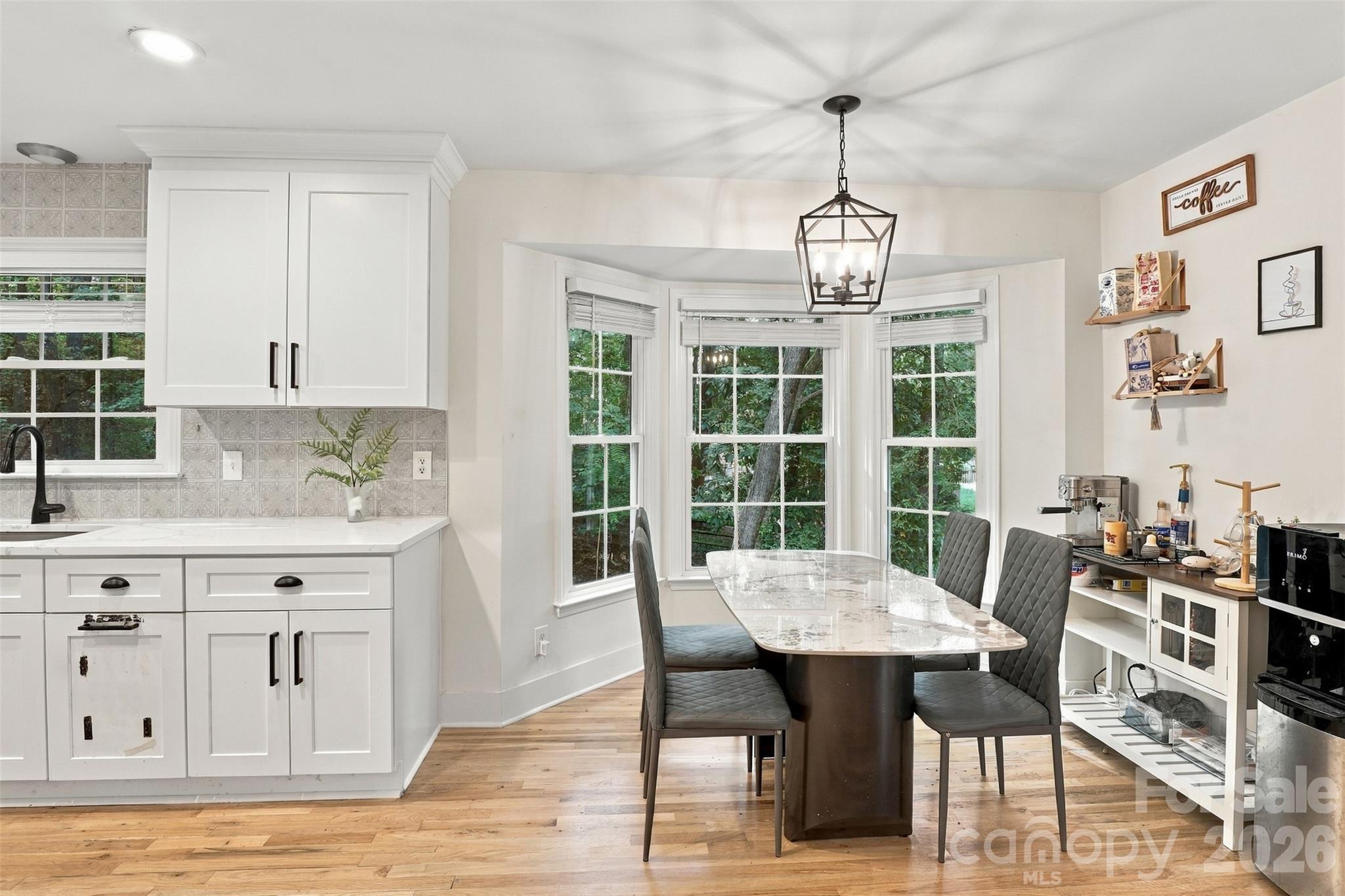 Single Family Residence at 2020 Fairchelsea Way Lane, Matthews, photo 12 of 28