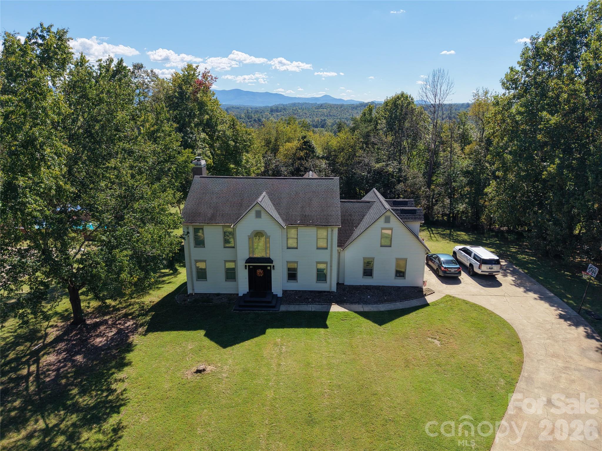 Single Family Residence at 316 La Foret Drive, Morganton, photo 11 of 44