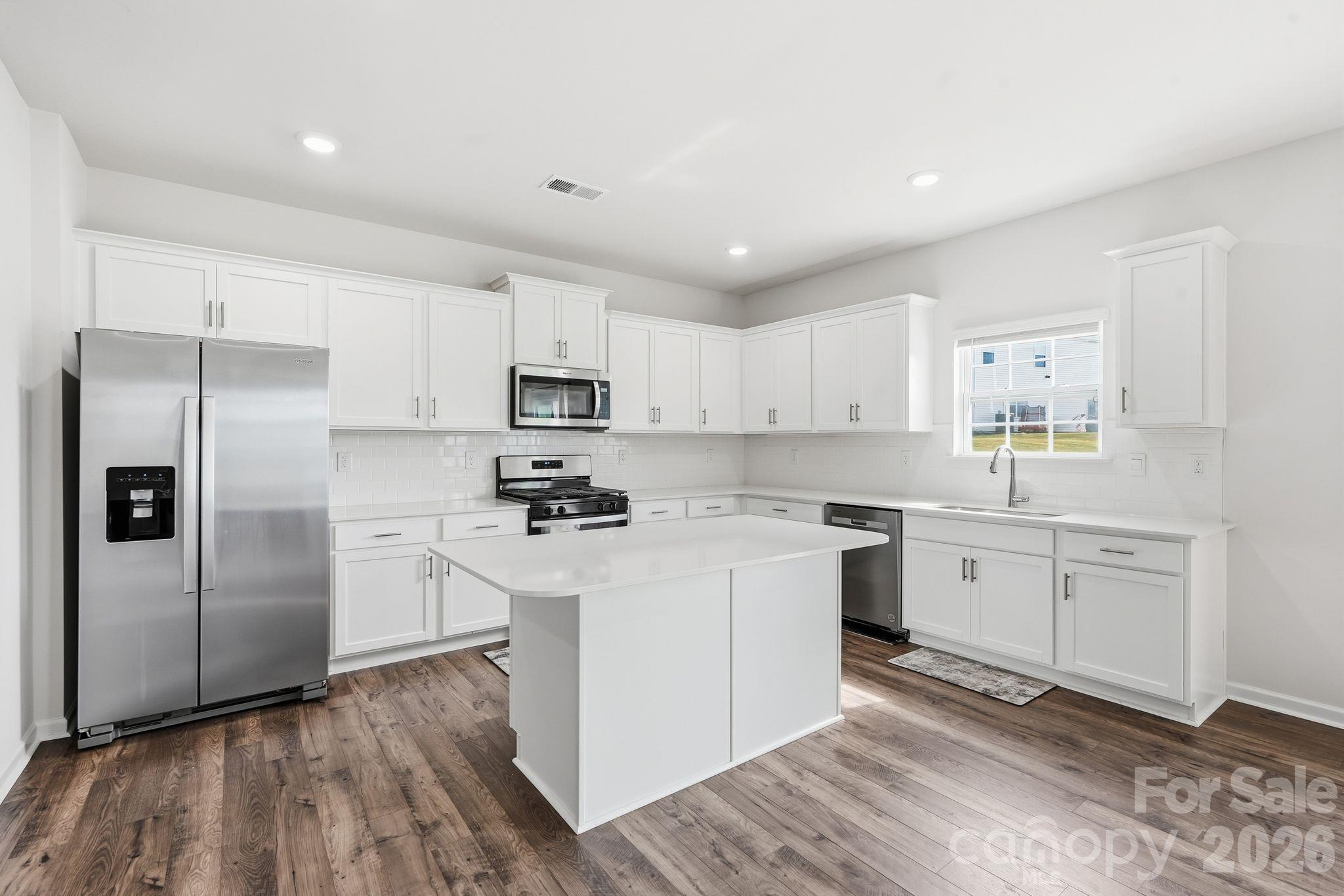 Kitchen - 9251 Mackinaw Drive, Gastonia
