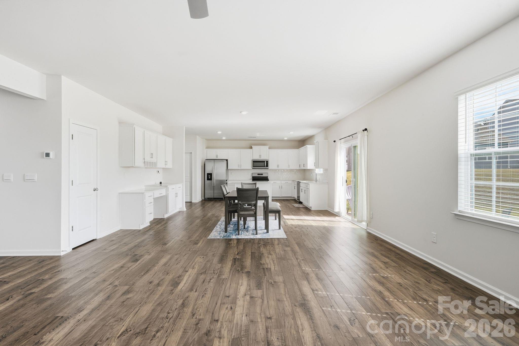 Single Family Residence at 9251 Mackinaw Drive, Gastonia, photo 11 of 45