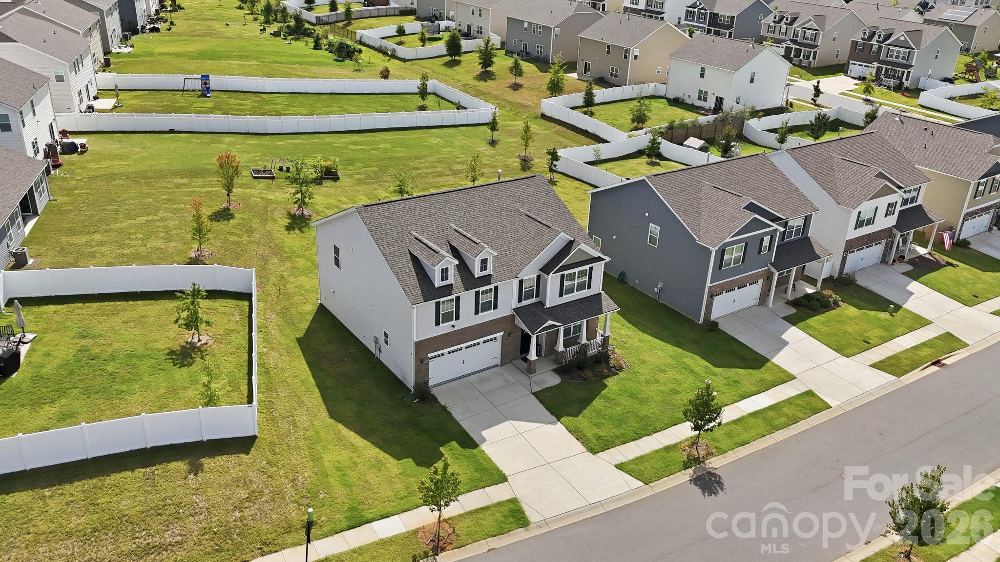 Single Family Residence at 9251 Mackinaw Drive, Gastonia, photo 36 of 45