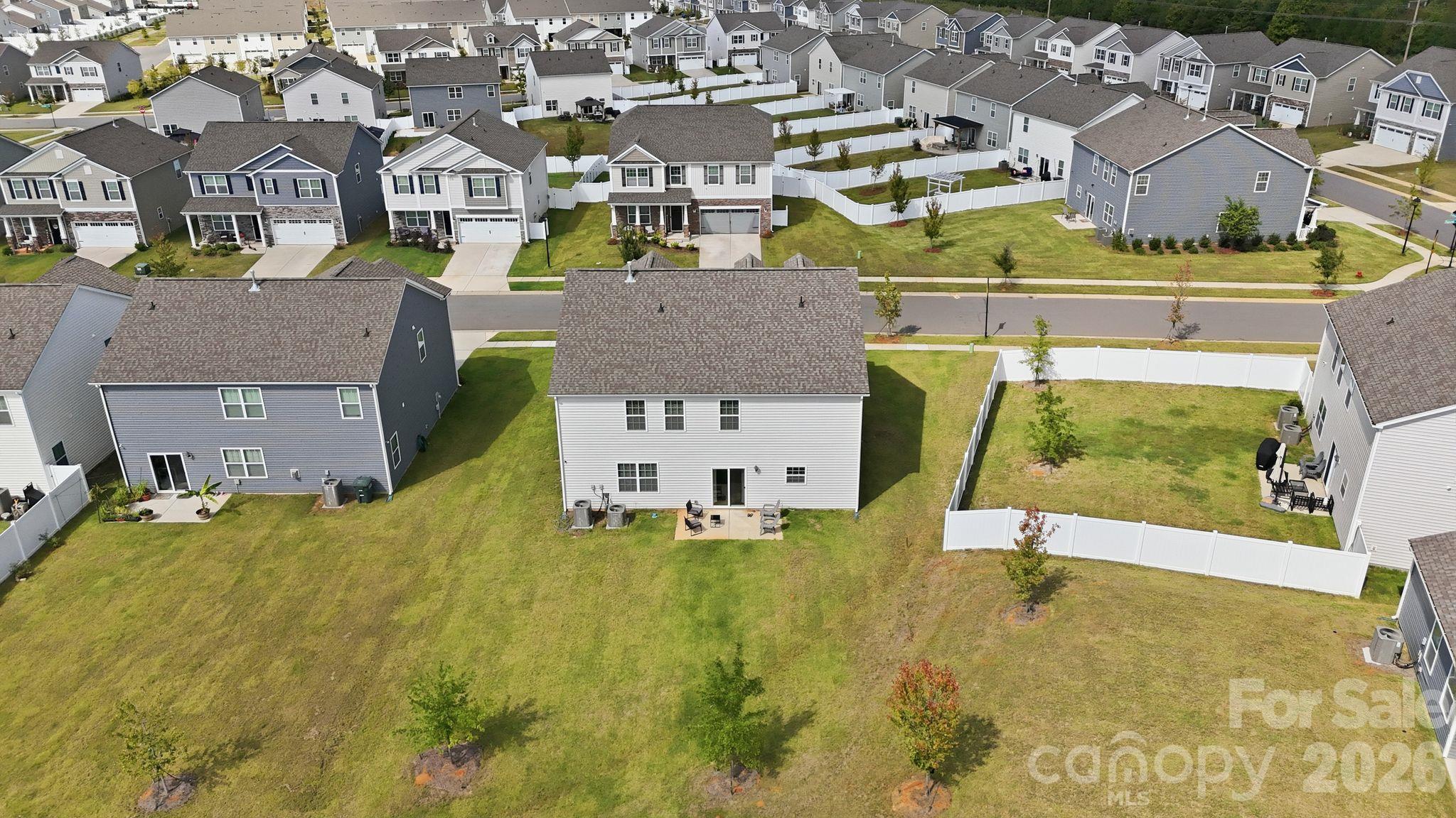 Single Family Residence at 9251 Mackinaw Drive, Gastonia, photo 38 of 45