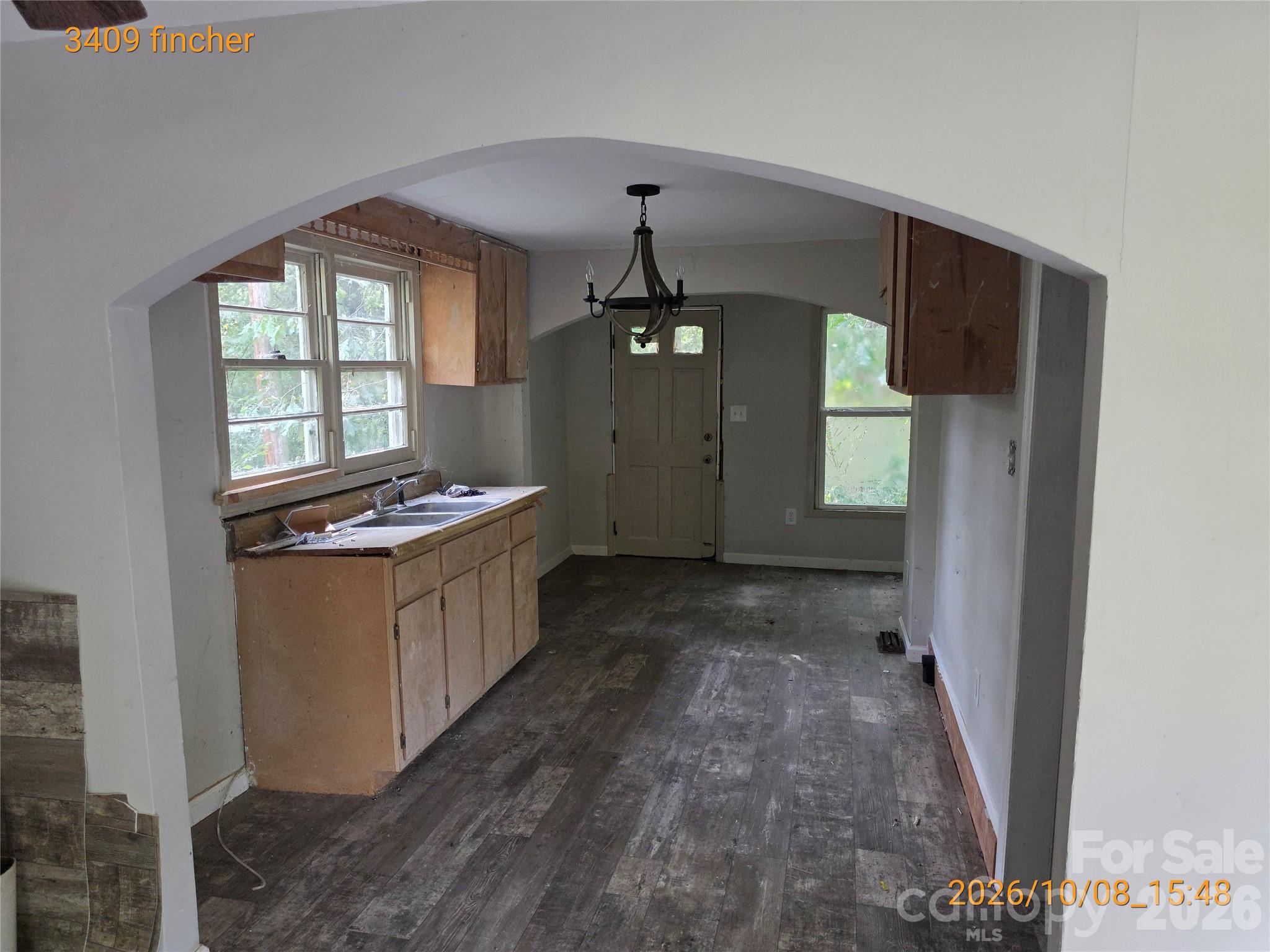 Single Family Residence at 3409 Fincher Road, Matthews, photo 2 of 10