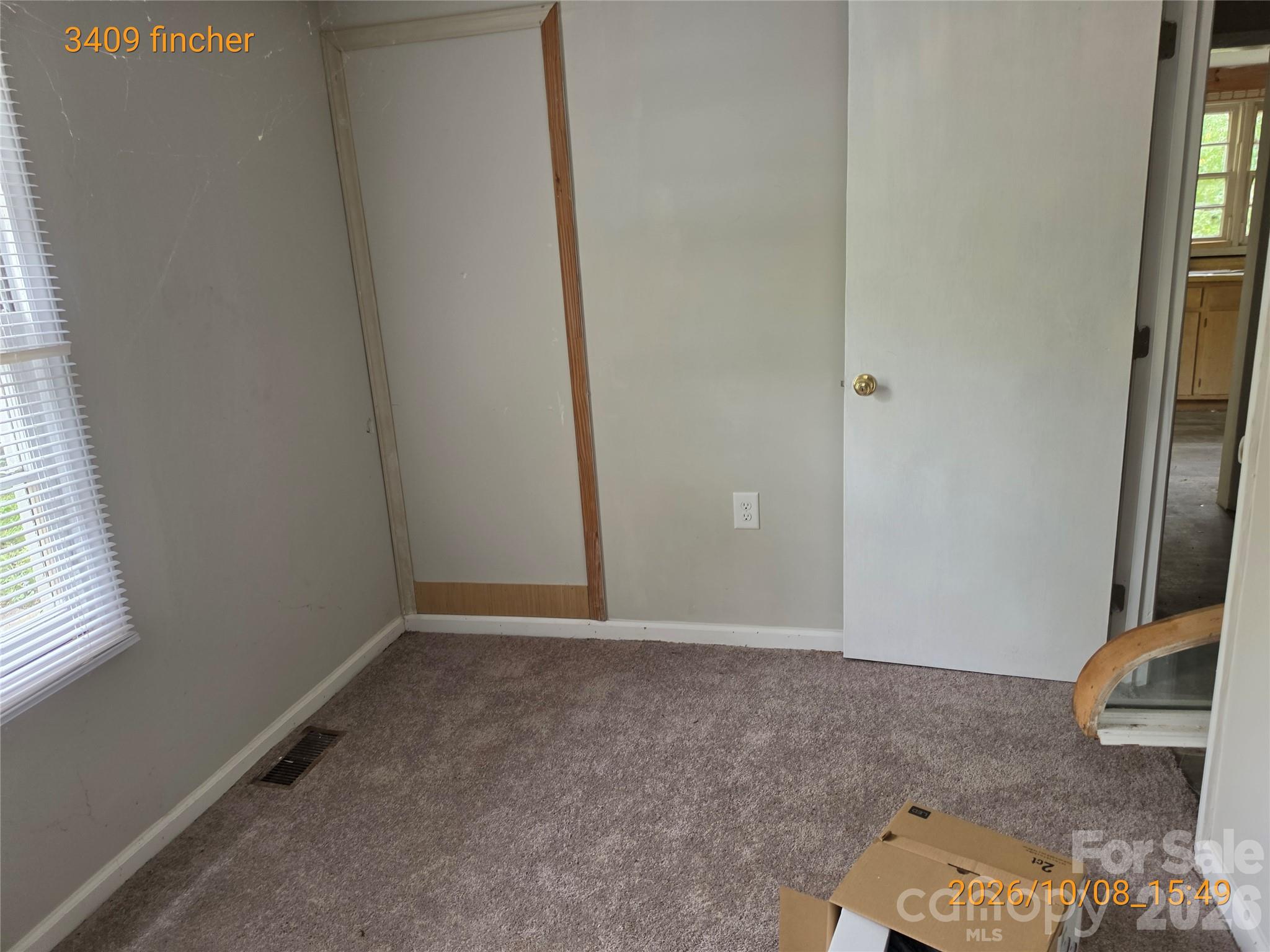 Single Family Residence at 3409 Fincher Road, Matthews, photo 6 of 10