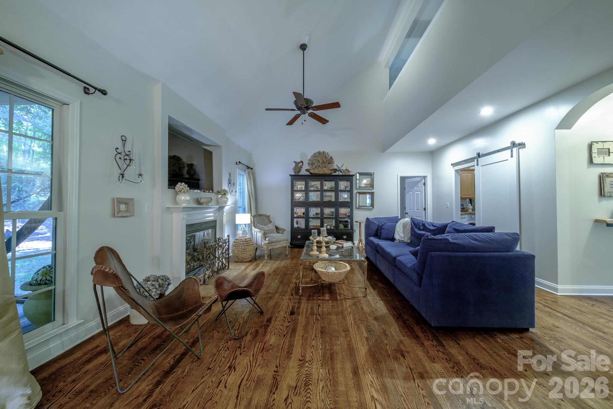 Single Family Residence at 9330 Valley Road, Charlotte, photo 19 of 48