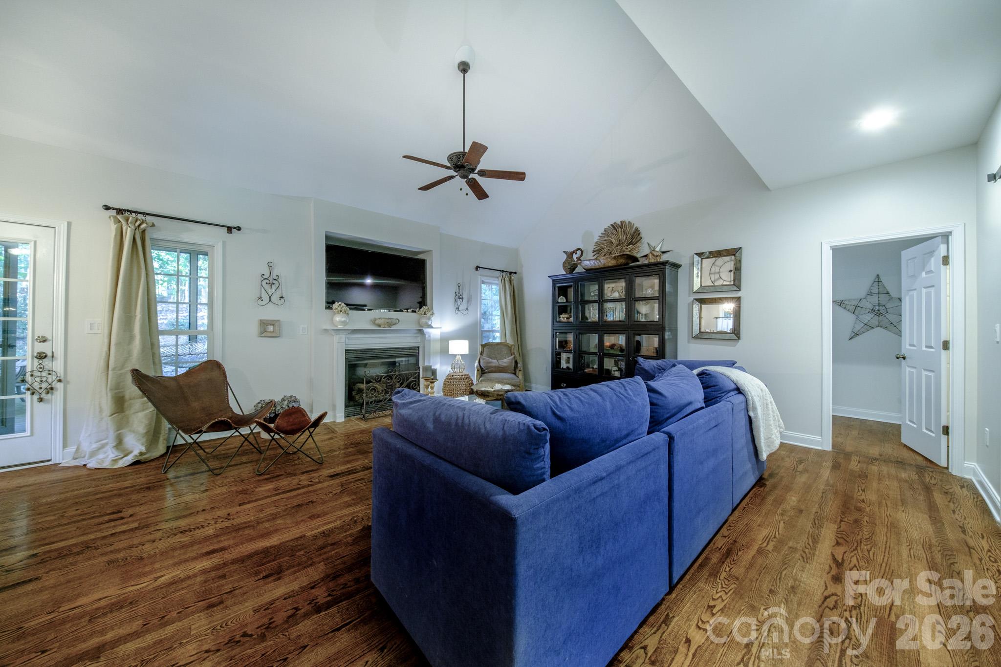 Single Family Residence at 9330 Valley Road, Charlotte, photo 20 of 48