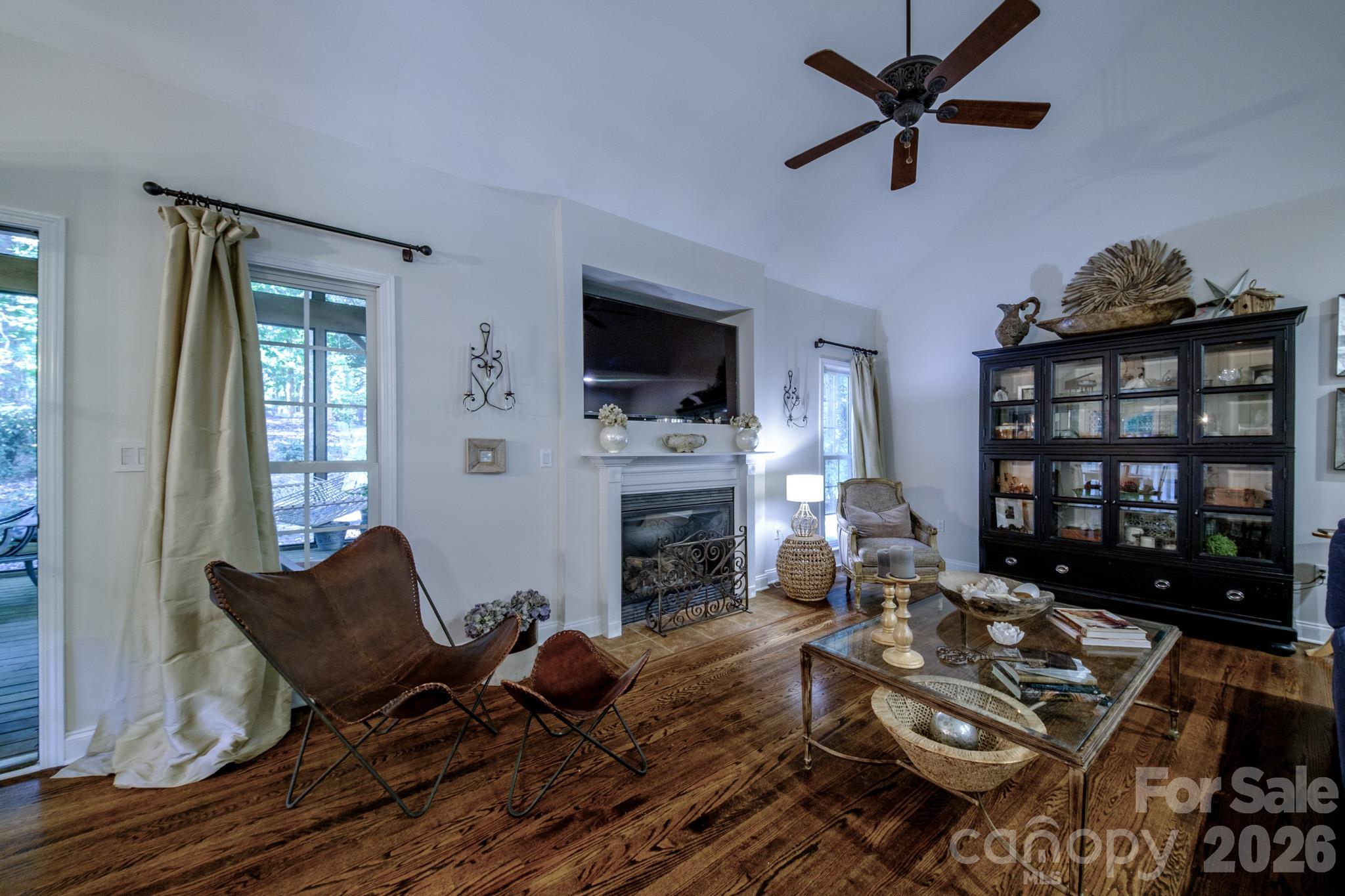 Single Family Residence at 9330 Valley Road, Charlotte, photo 18 of 48