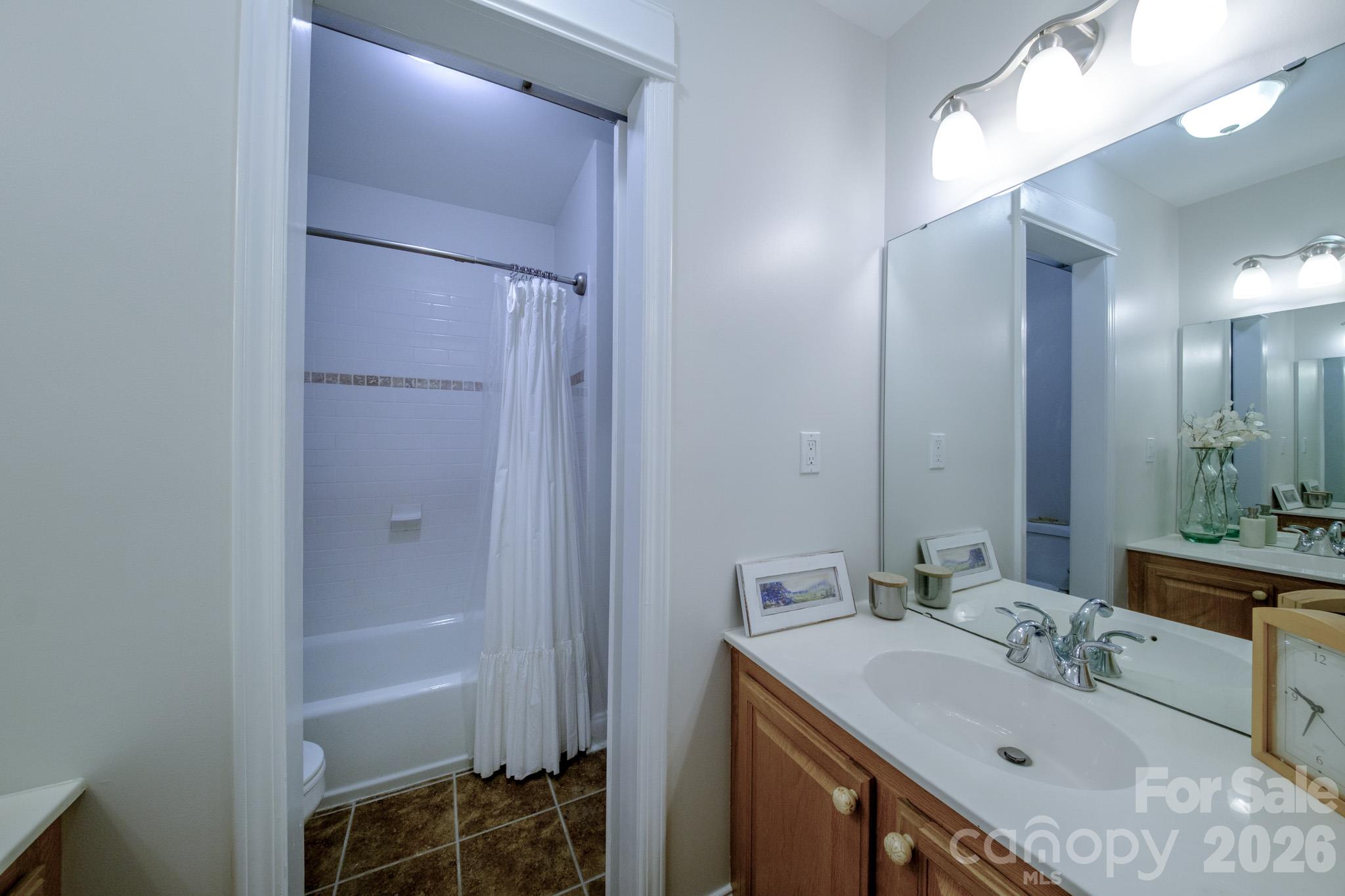 Single Family Residence at 9330 Valley Road, Charlotte, photo 34 of 48
