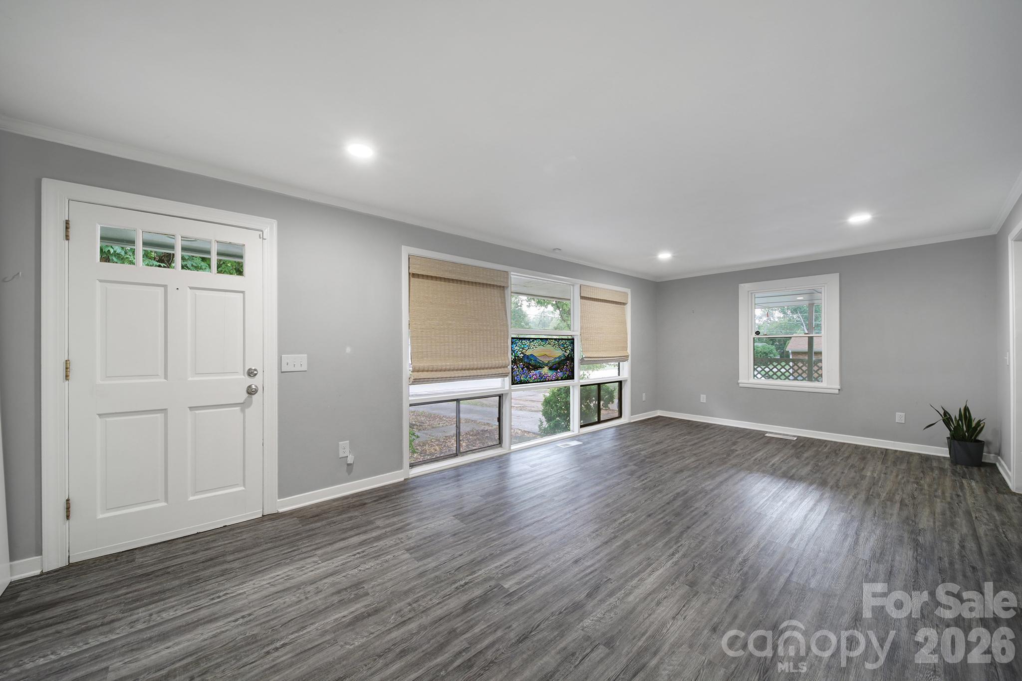 Living Room - 1064 Stonewall Avenue, Rock Hill