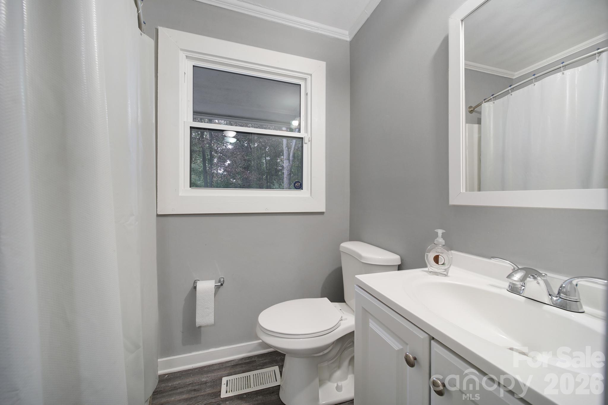 Bathroom - 1064 Stonewall Avenue, Rock Hill