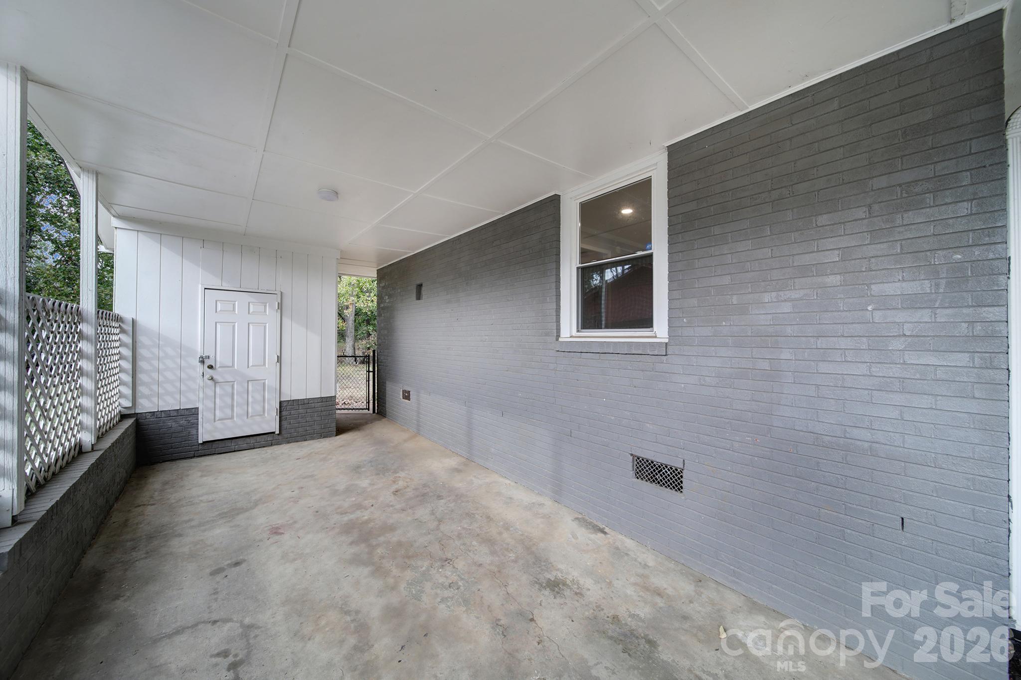 Carport - 1064 Stonewall Avenue, Rock Hill