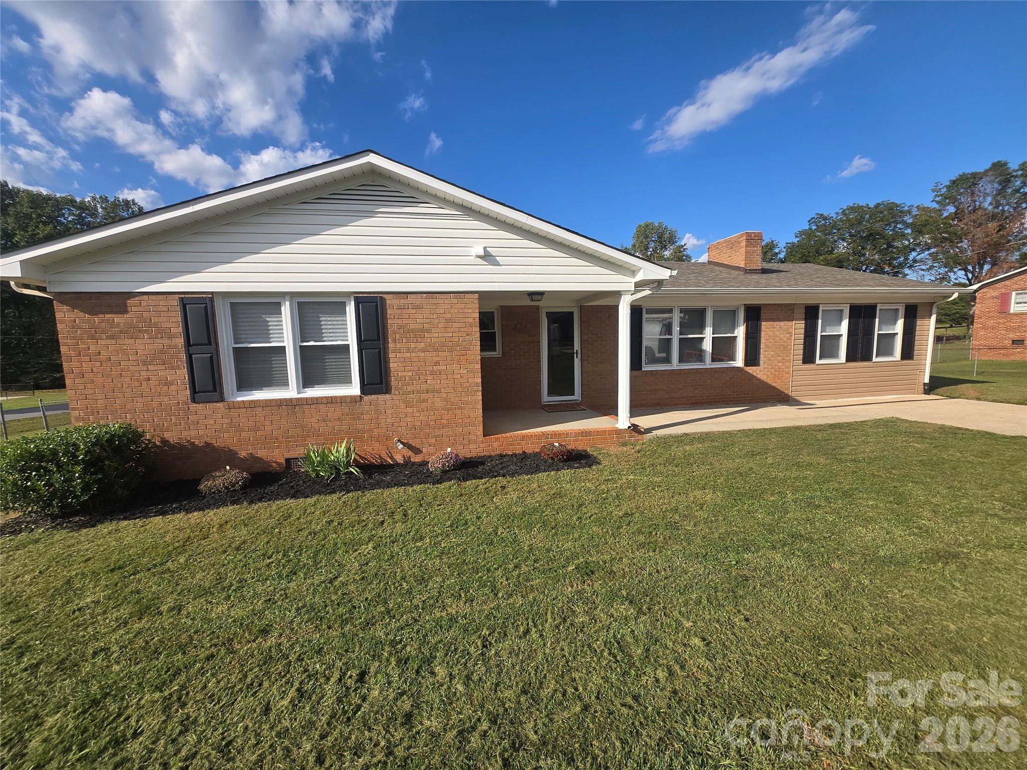 Single Family Residence at 421 Nixon Road, Statesville, photo 25 of 29