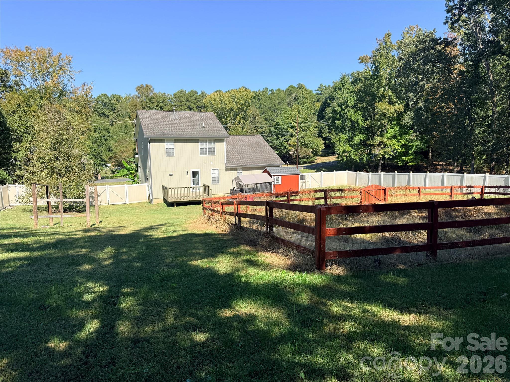 Backyard and Fenced in Garden - 2219 Knollgate Drive, Monroe