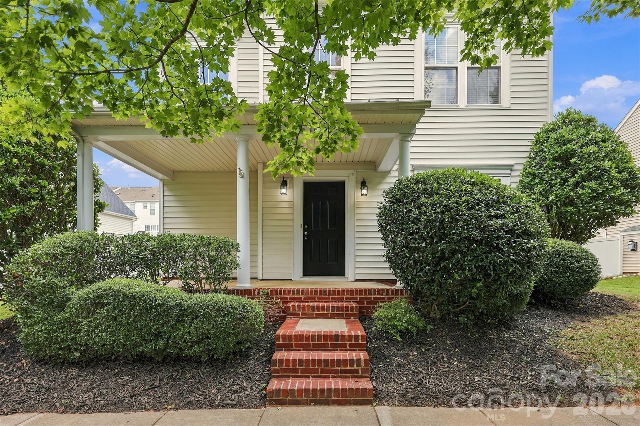 Front porch - 11705 Kingsley View Drive, Charlotte