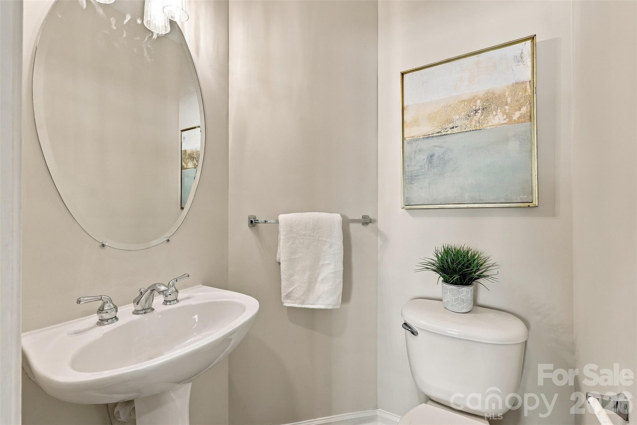 Half bath on main level - 11705 Kingsley View Drive, Charlotte