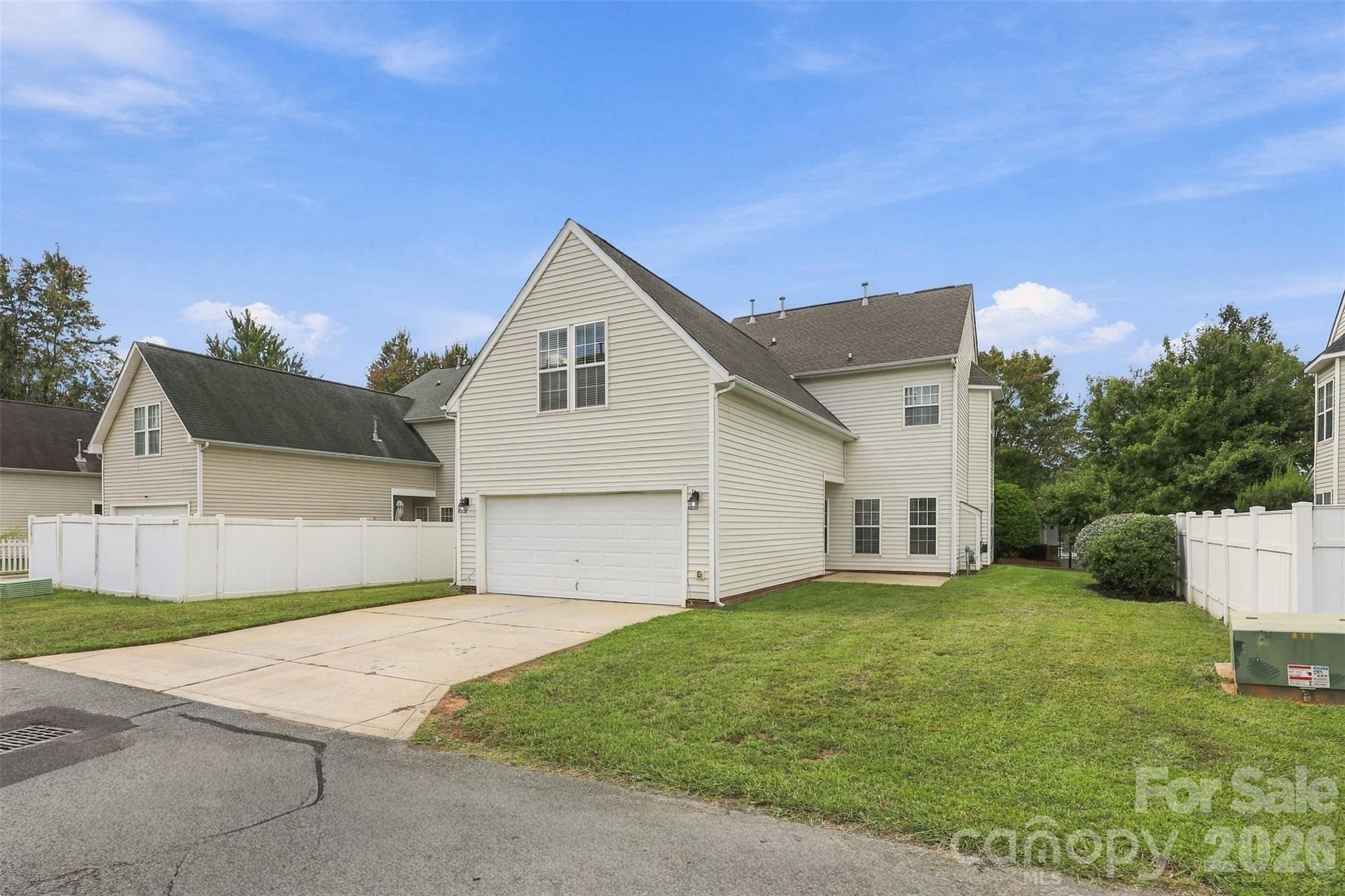Rear view - 11705 Kingsley View Drive, Charlotte