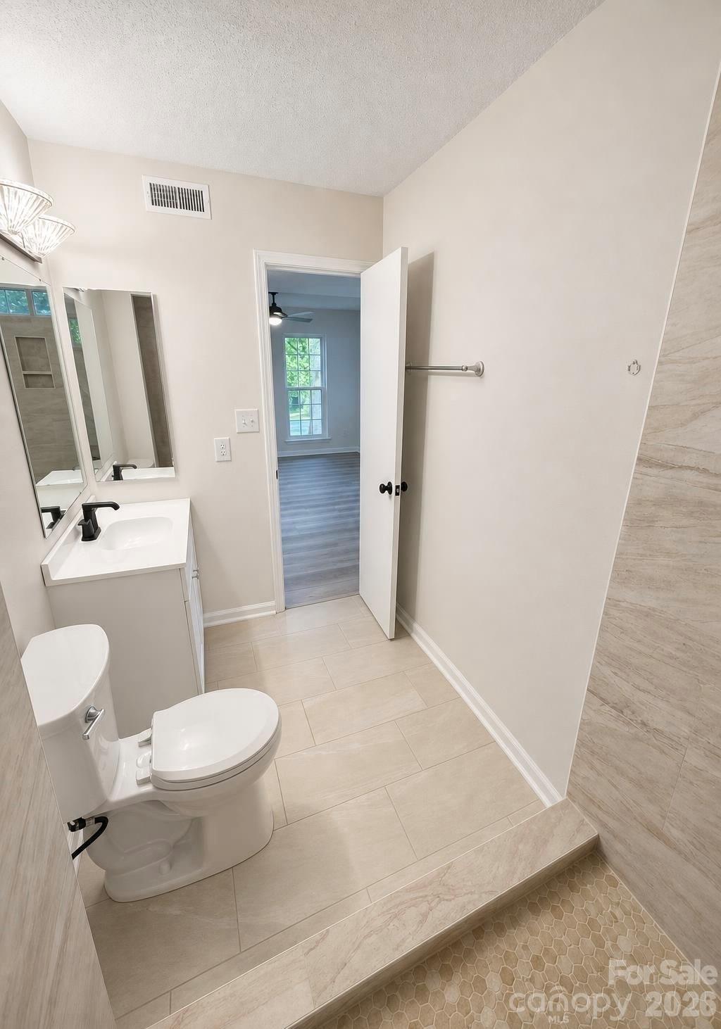 Single Family Residence at 10320 Conistan Place, Cornelius, photo 10 of 31