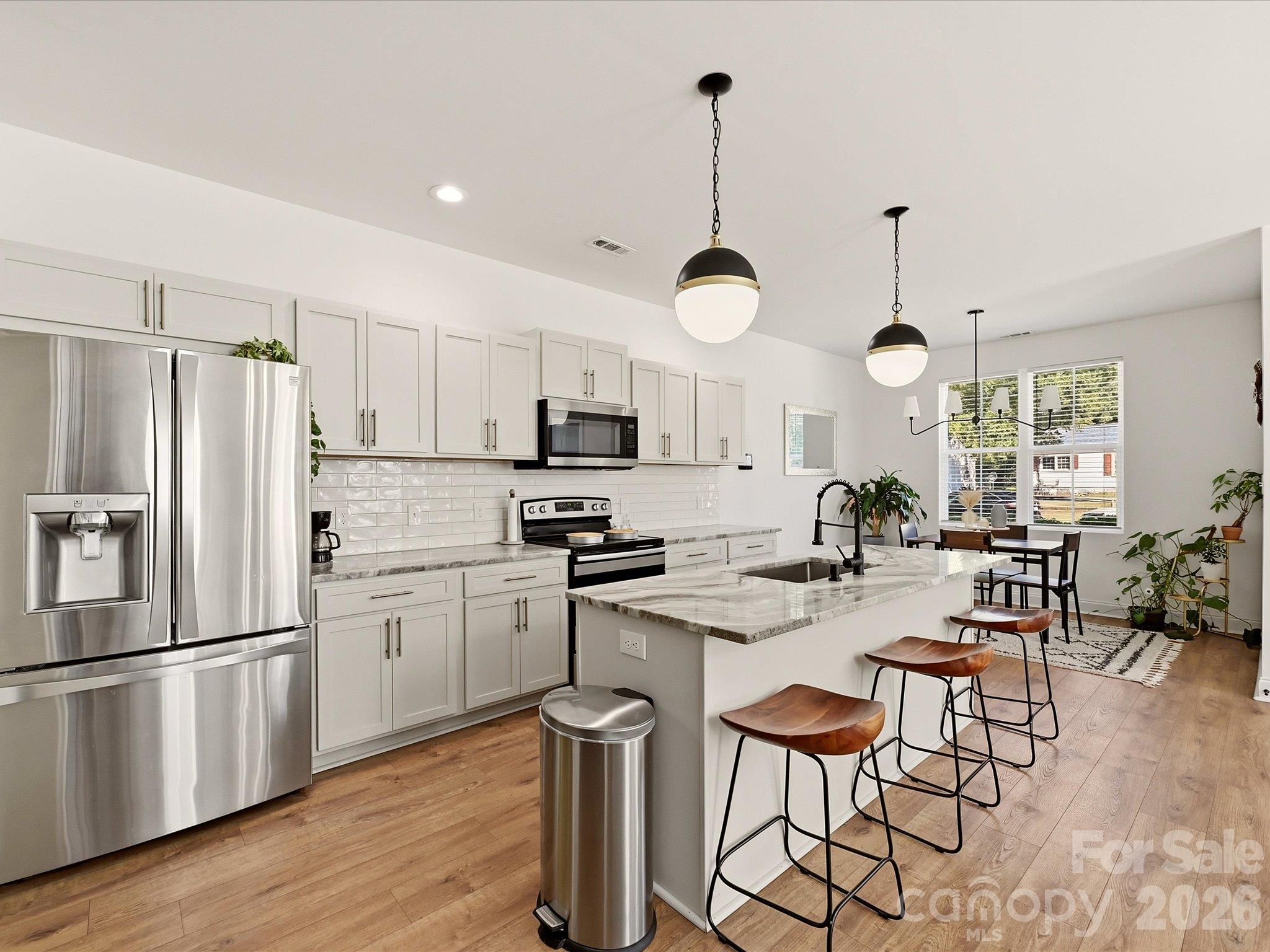 Gourmet kitchen - 914 Flint Street Extension, Rock Hill