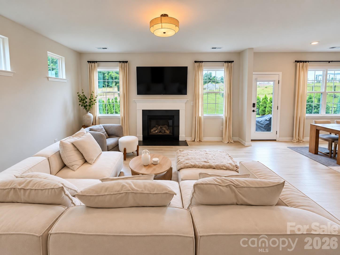 Single Family Residence at 292 Runner Stone Lane, Fort Mill, photo 6 of 25