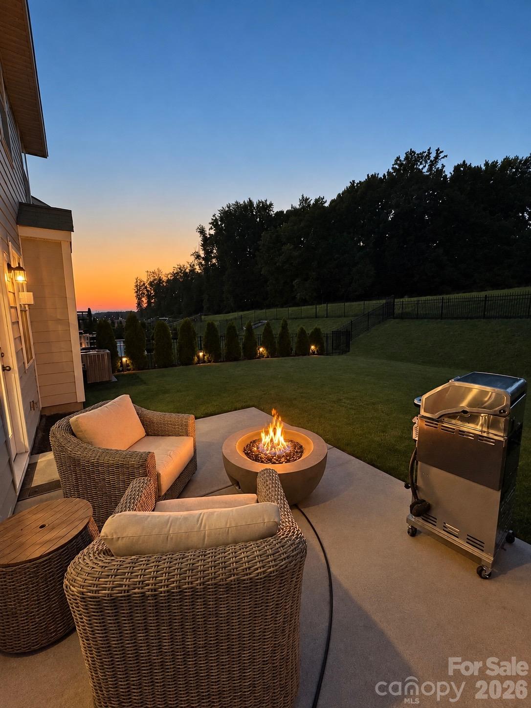 Single Family Residence at 292 Runner Stone Lane, Fort Mill, photo 9 of 25