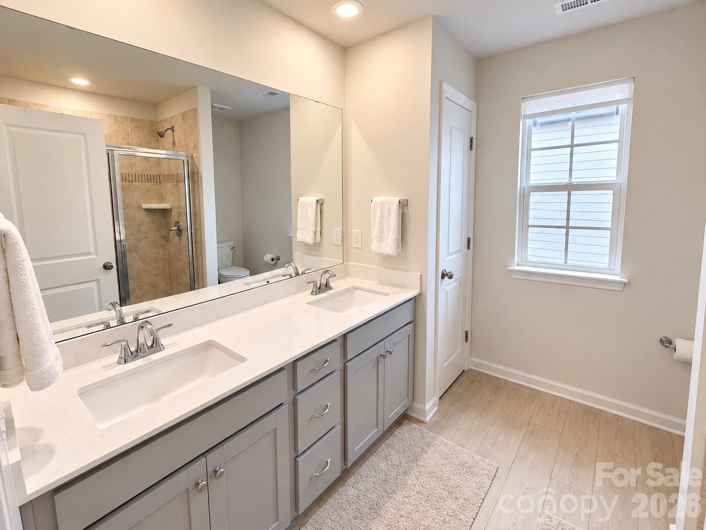 Single Family Residence at 292 Runner Stone Lane, Fort Mill, photo 11 of 25
