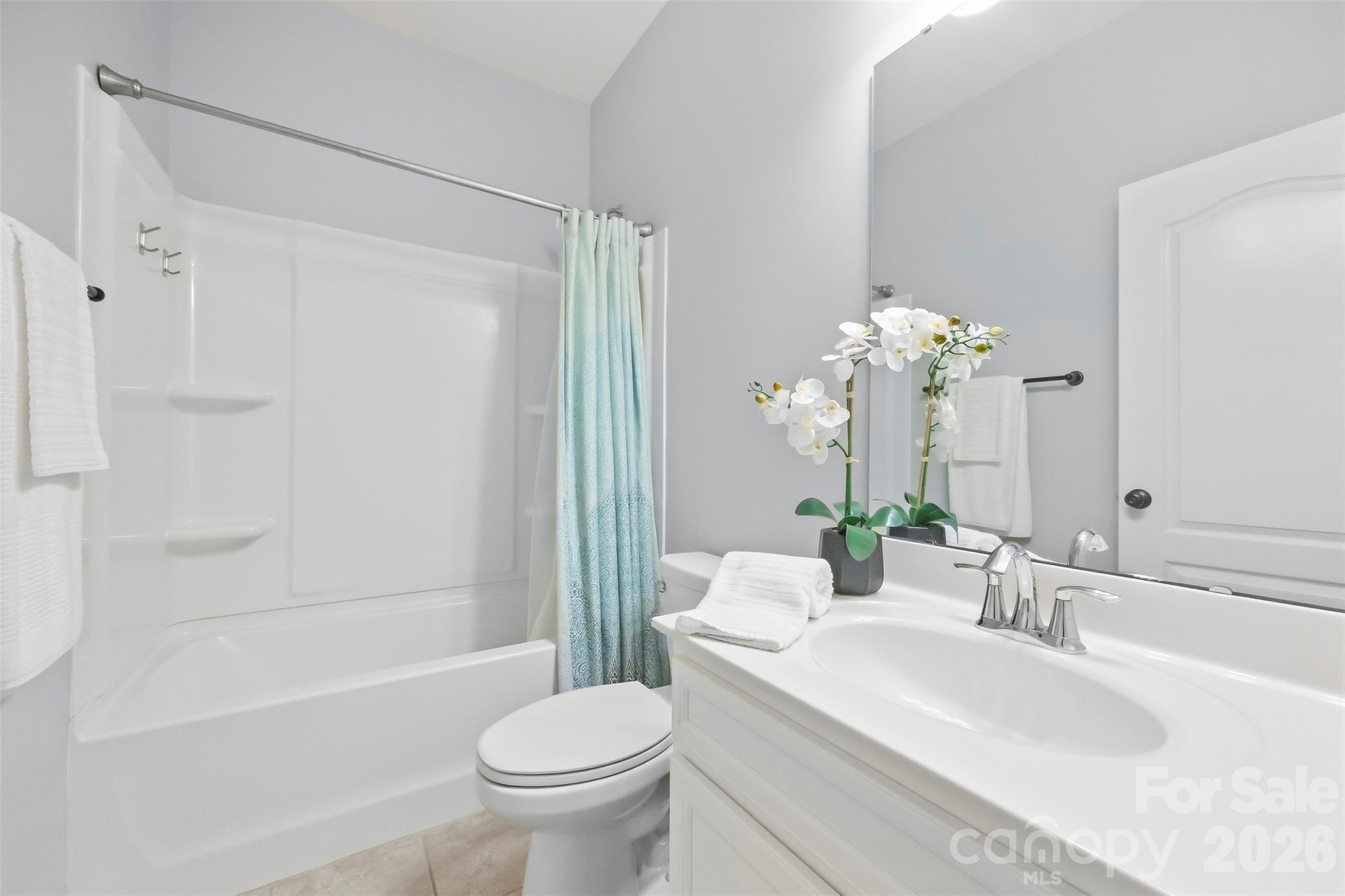 with adjacent full bath. - 821 Spelman Drive, Indian Land